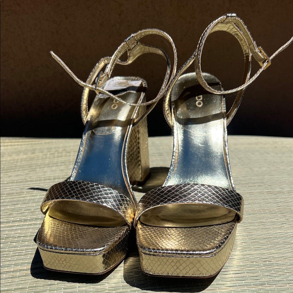 Aldo Gold Textured Platform Ankle-Strap Sandals